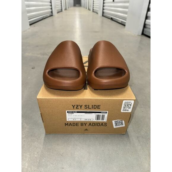 adidas Yeezy Slide Flax